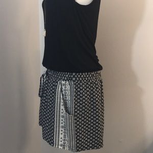 Black & White Printed Shorts with Pockets